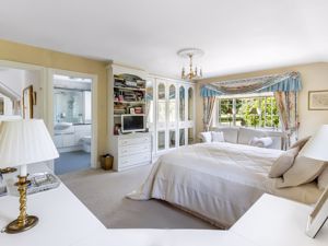 Photo 27- click for photo gallery